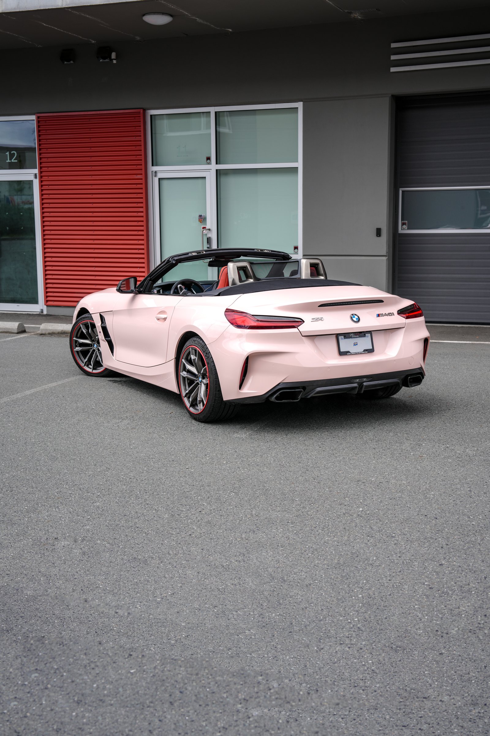 BMW Z4 — Lychee Pink Color Change