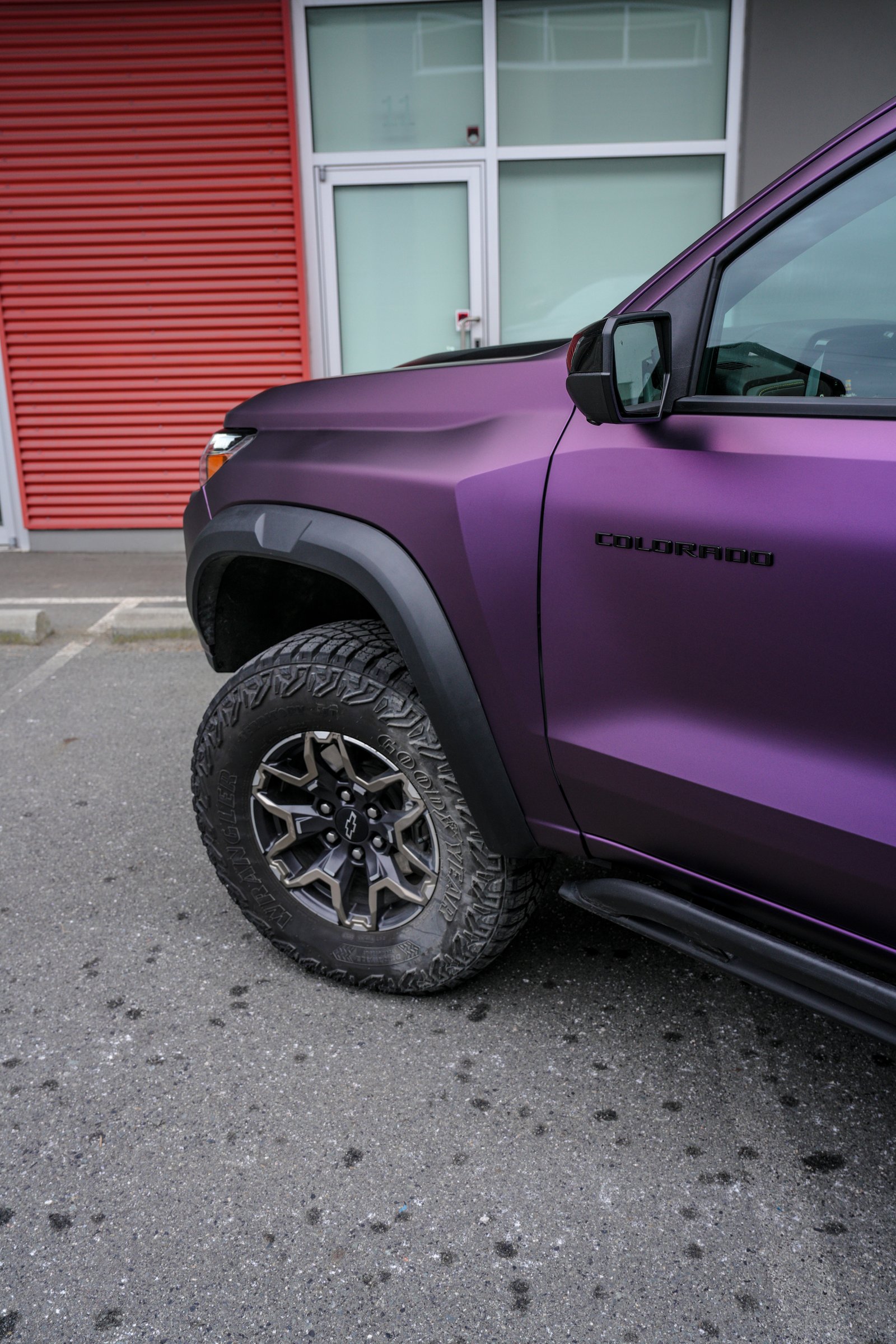 Chevrolet Small Pickup — Matte Black and Pinot Purple Color Change