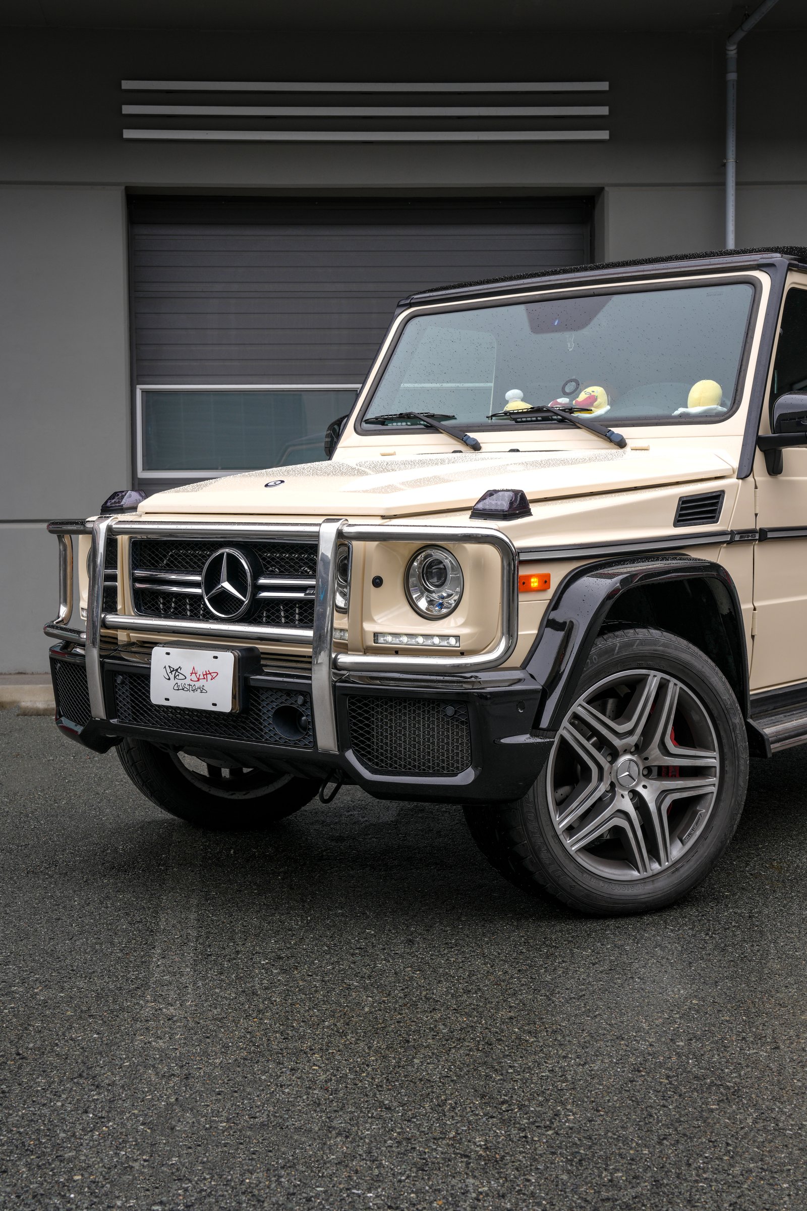 Mercedes-AMG G63 — Cheese Yellow 3M Color Change