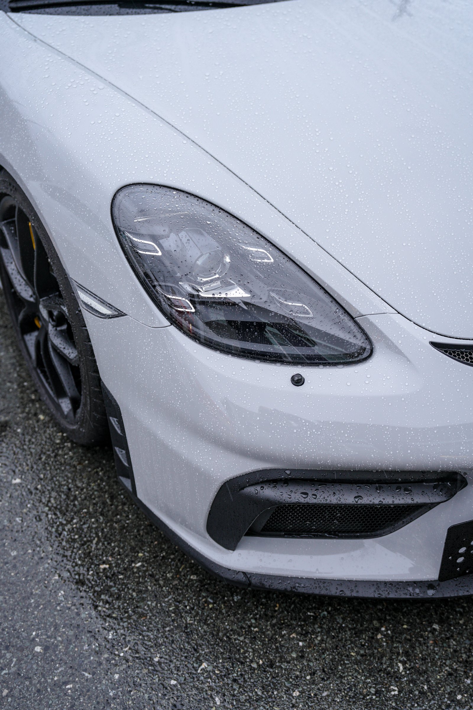 保时捷718 Spyder — 亚灰改色