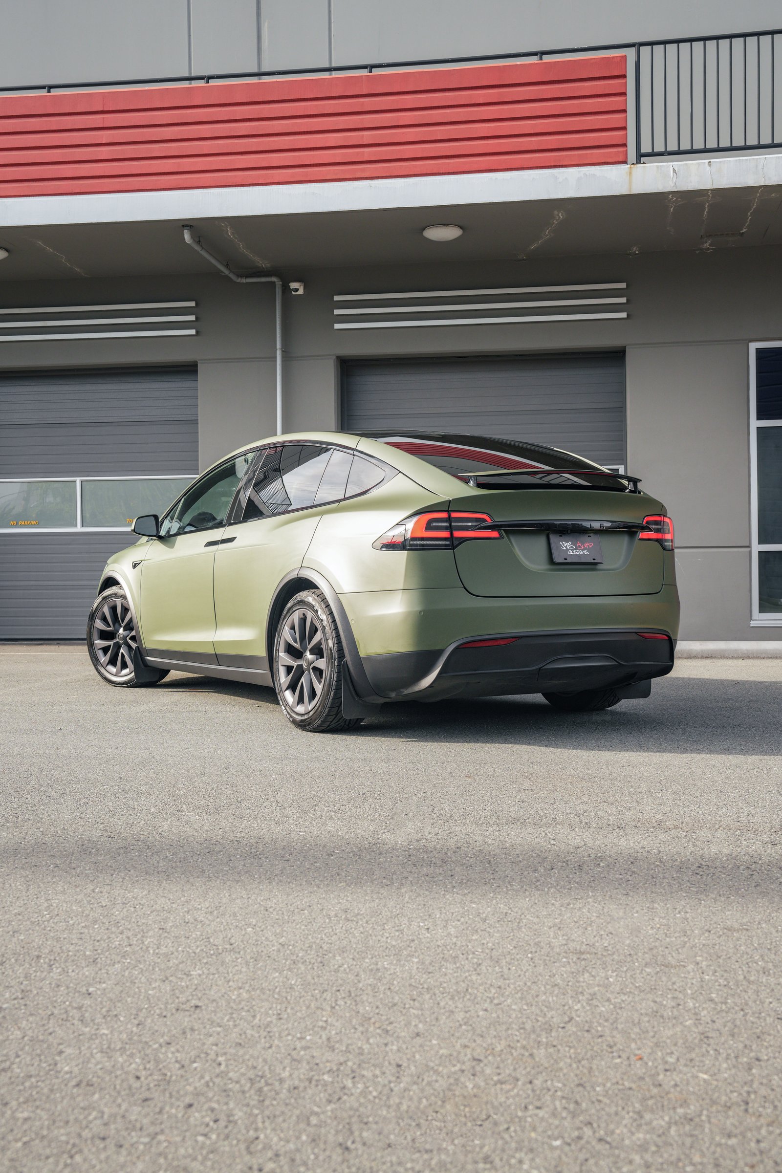 Tesla Model X — Matte Army Green Color Change