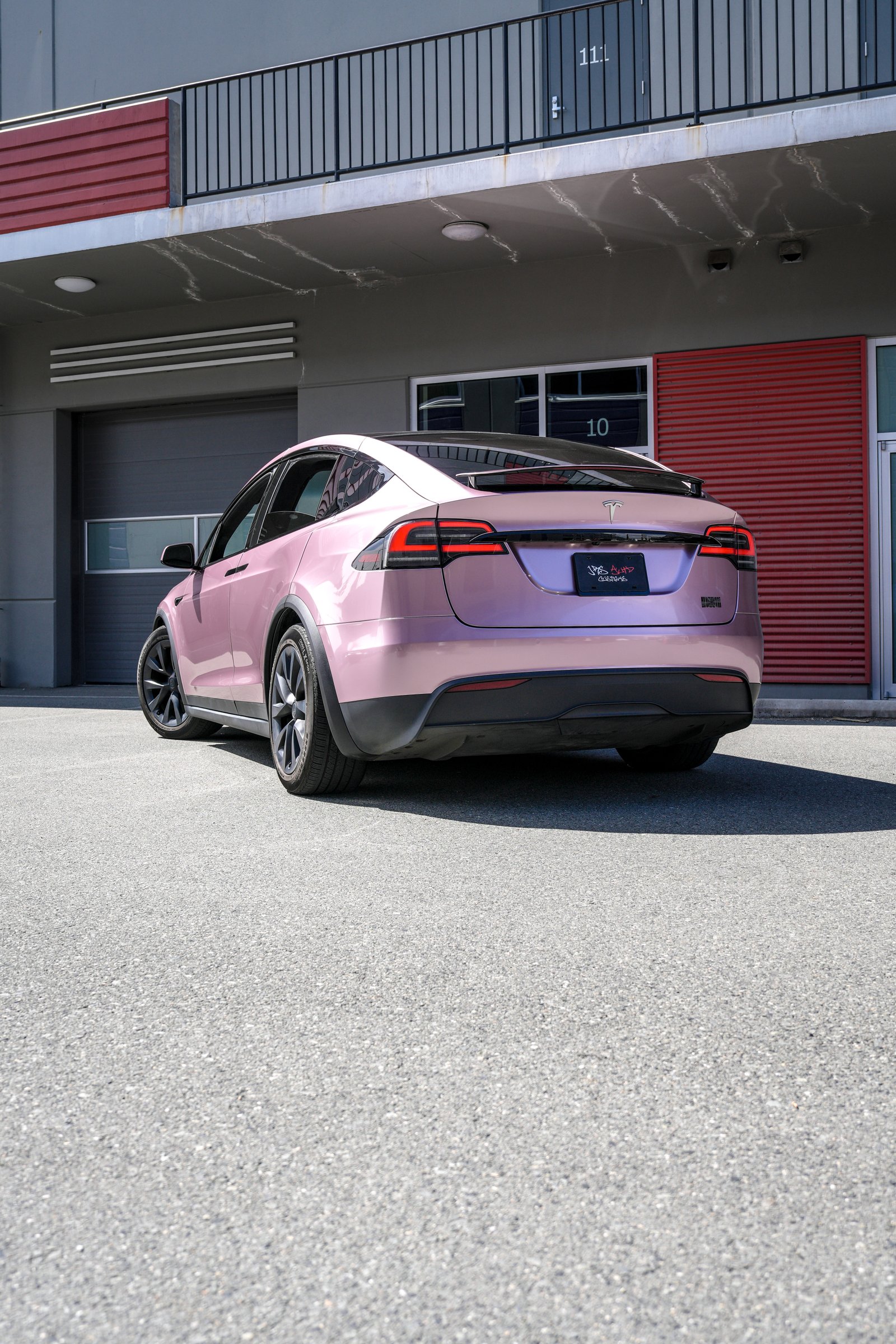 特斯拉Model X — 激情粉改色