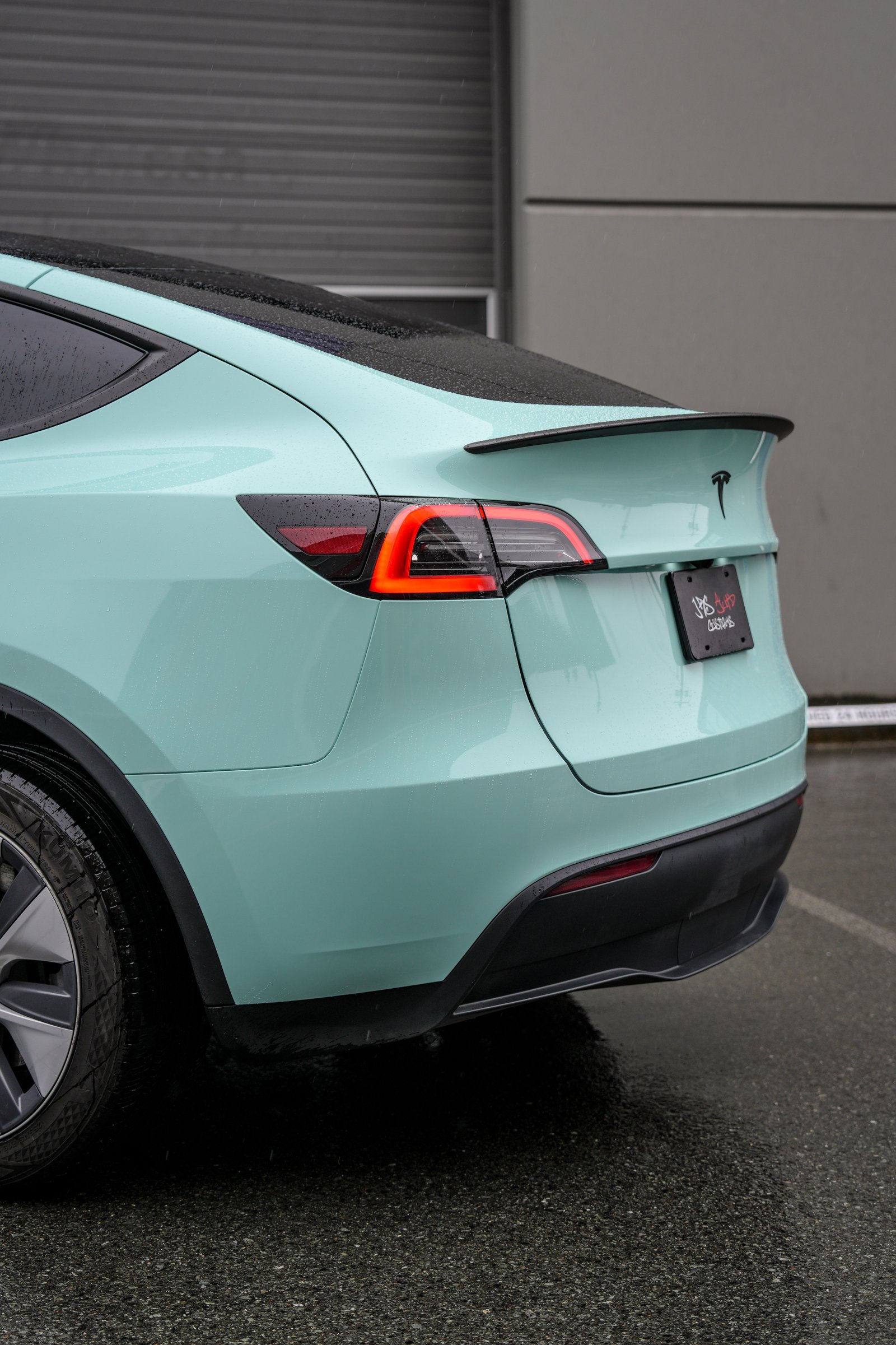 Tesla Model Y — Saga Green Color Change