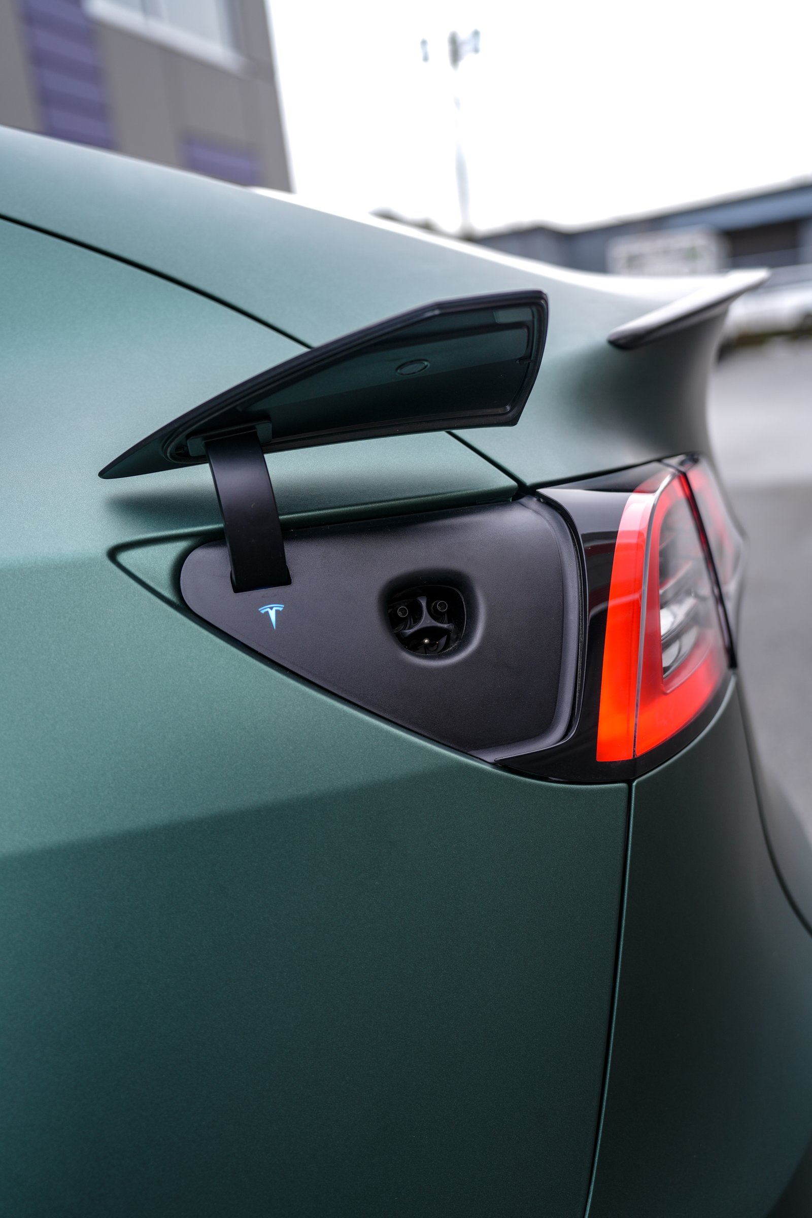 Tesla Model Y — Super Matte Turquoise Green Color Change